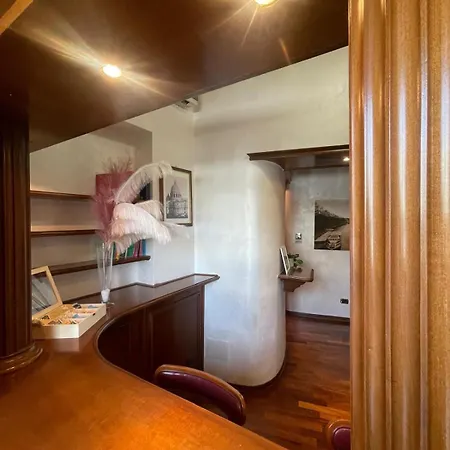 Dama Opera Elegantia Ρώμη